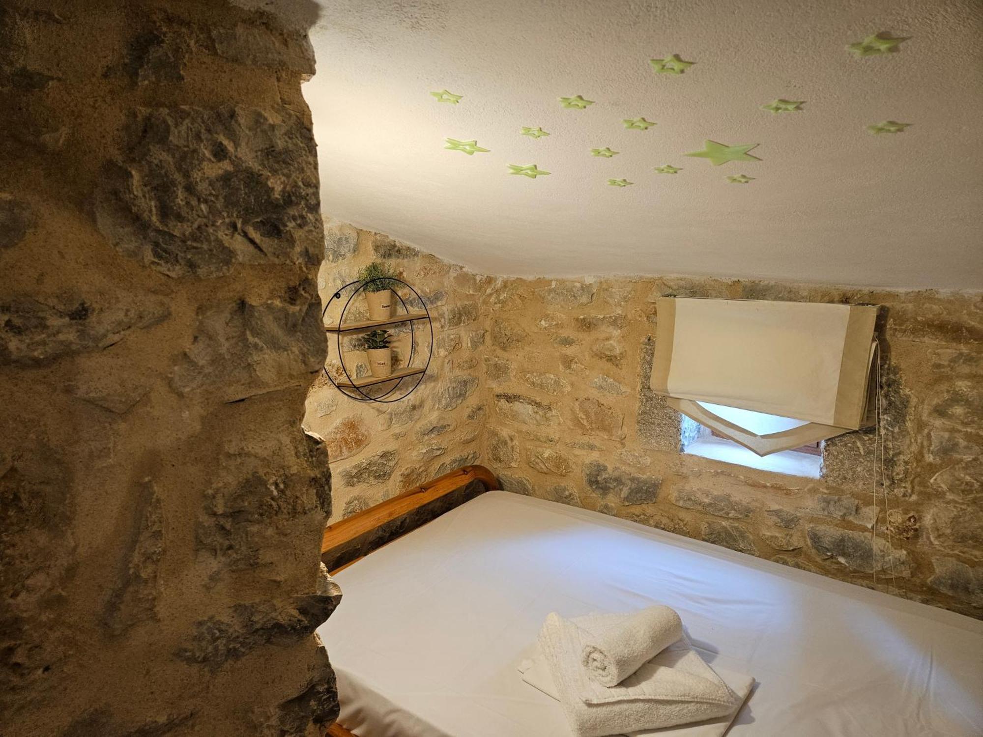 Kamares Stone House 2 Daire Álika Dış mekan fotoğraf