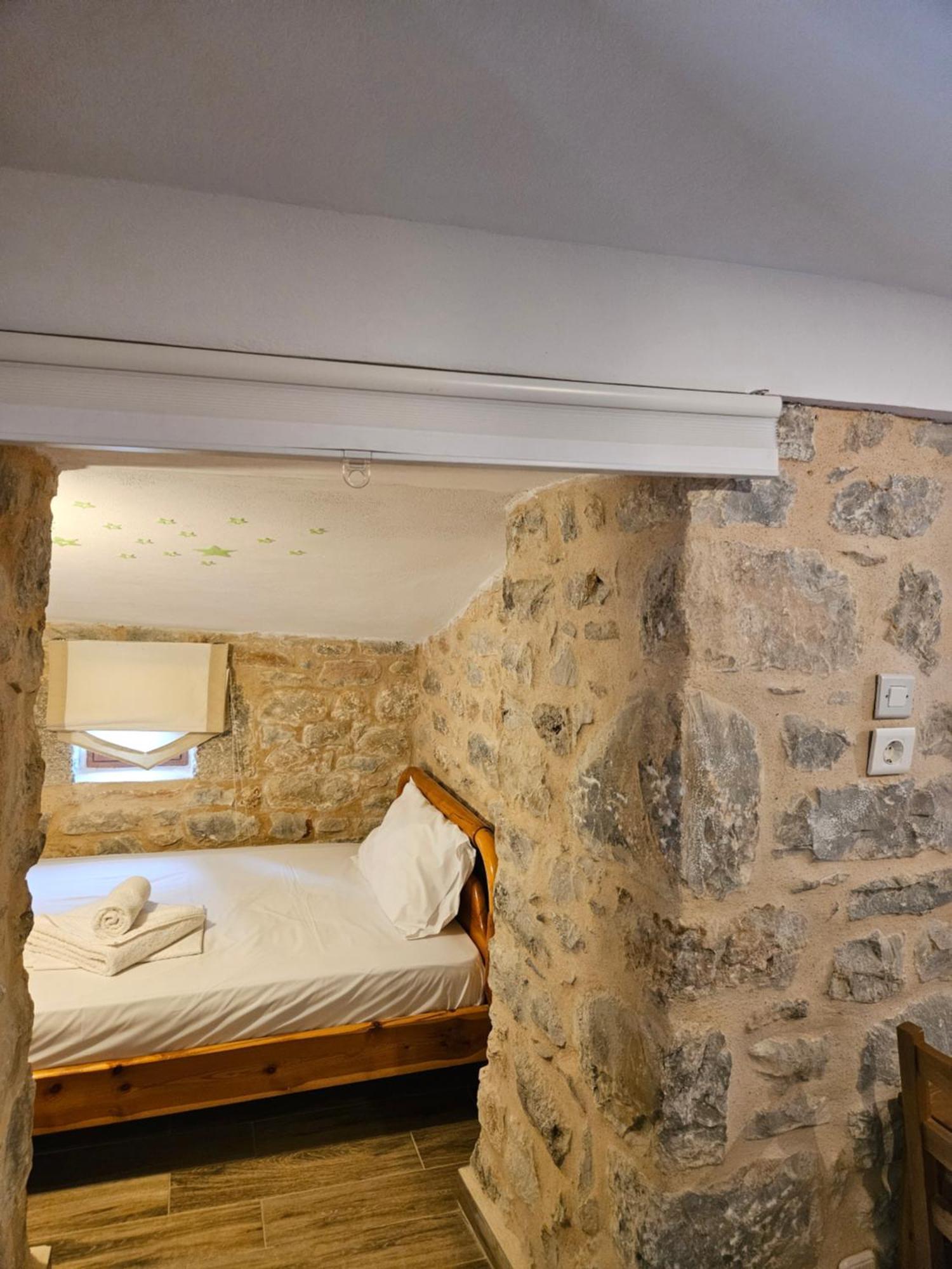 Kamares Stone House 2 Daire Álika Dış mekan fotoğraf